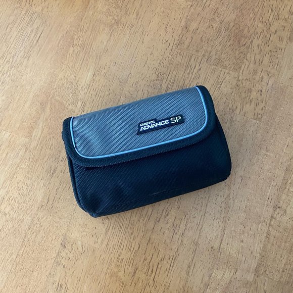 Nintendo GameBoy Advance Model AGB-001 (Clear Glacial) + Gameboy Advance SP Case - Picture 8 of 9